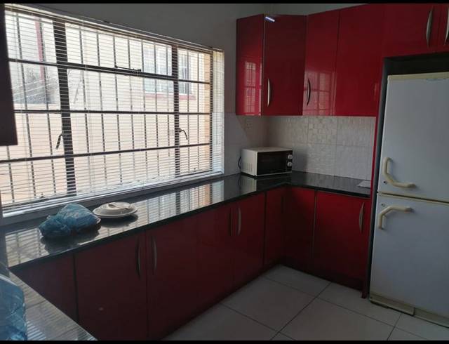 3 BEDROOM PROPERTY TO RENT IN BEZUIDENHOUT VALLEY